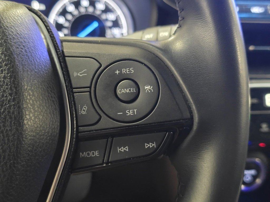 Certified 2024 Toyota Venza Limited image 29