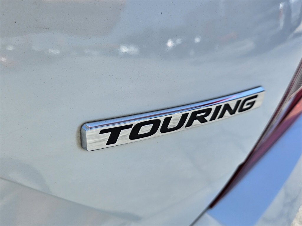 Used 2019 Honda Civic Touring image 10