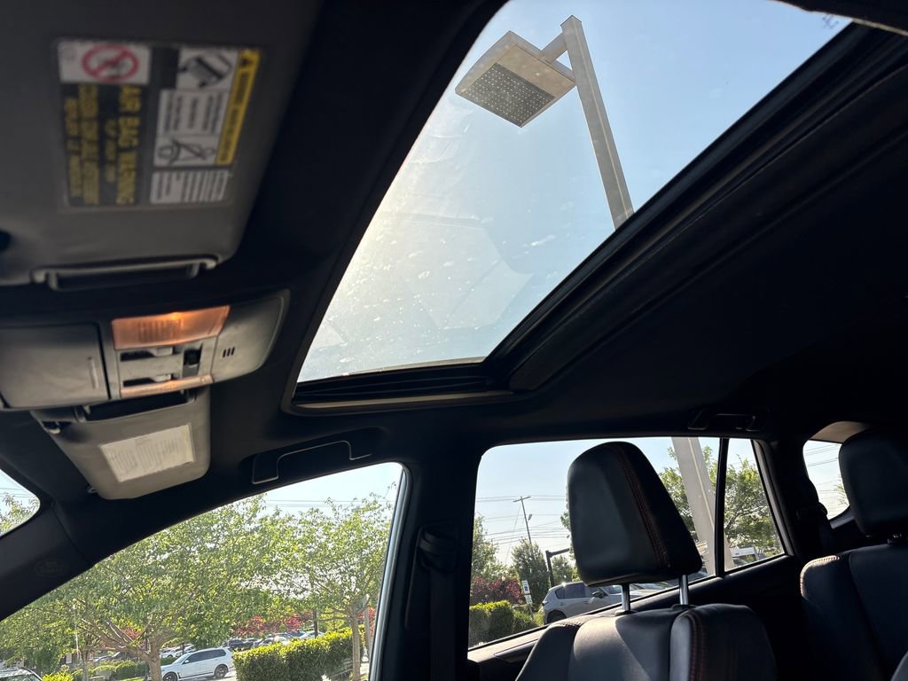 Used 2017 Toyota RAV4 SE w/ Advanced Technology Package AWD/4WD image 13