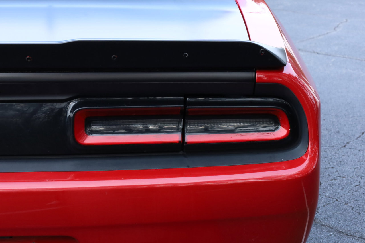 Used 2016 Dodge Challenger SRT w/ Technology Group image 27