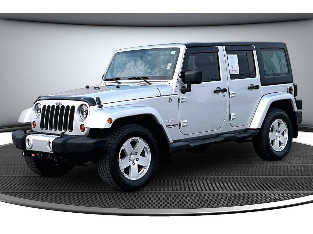 Used 2011 Jeep Wrangler Unlimited Sahara w/ Dual Top Group AWD/4WD image 16