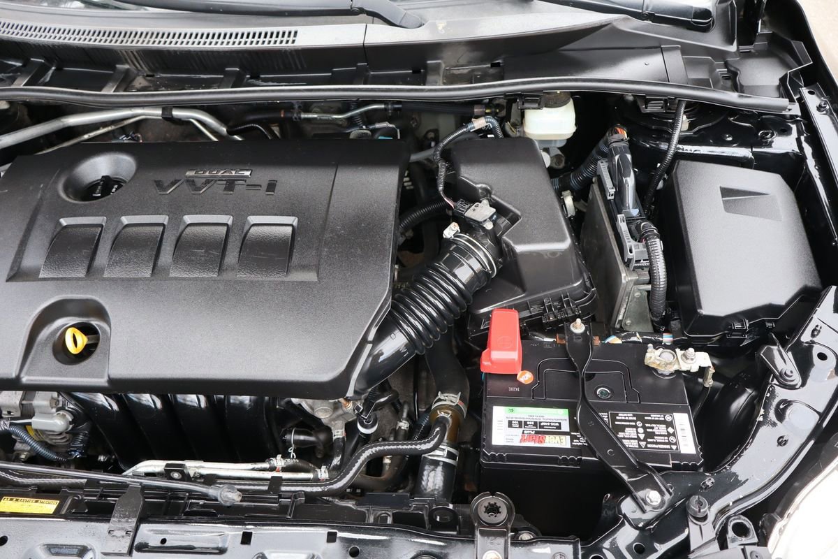 Used 2013 Toyota Corolla LE w/ Protection Pkg image 38