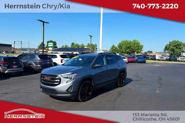 Used 2020 GMC Terrain SLE w/ Driver Convenience Package AWD/4WD image 3