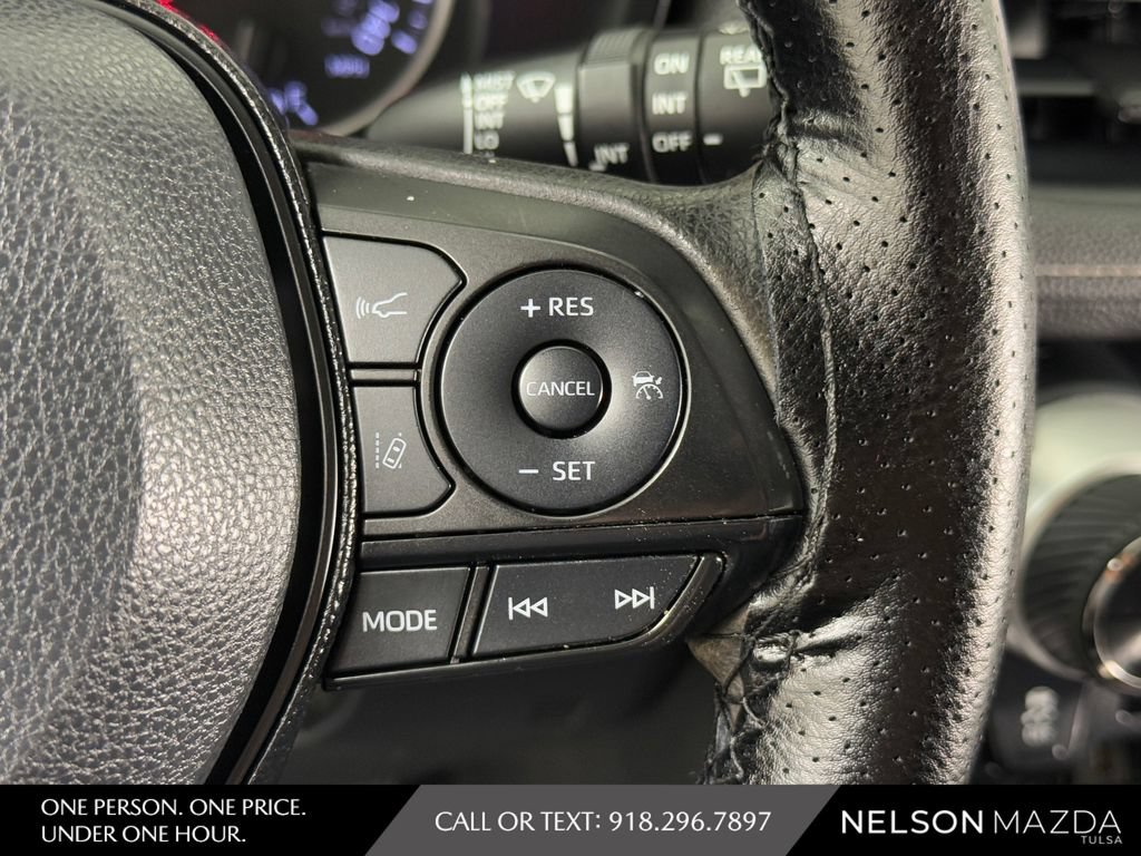 Used 2020 Toyota RAV4 XLE FWD image 26