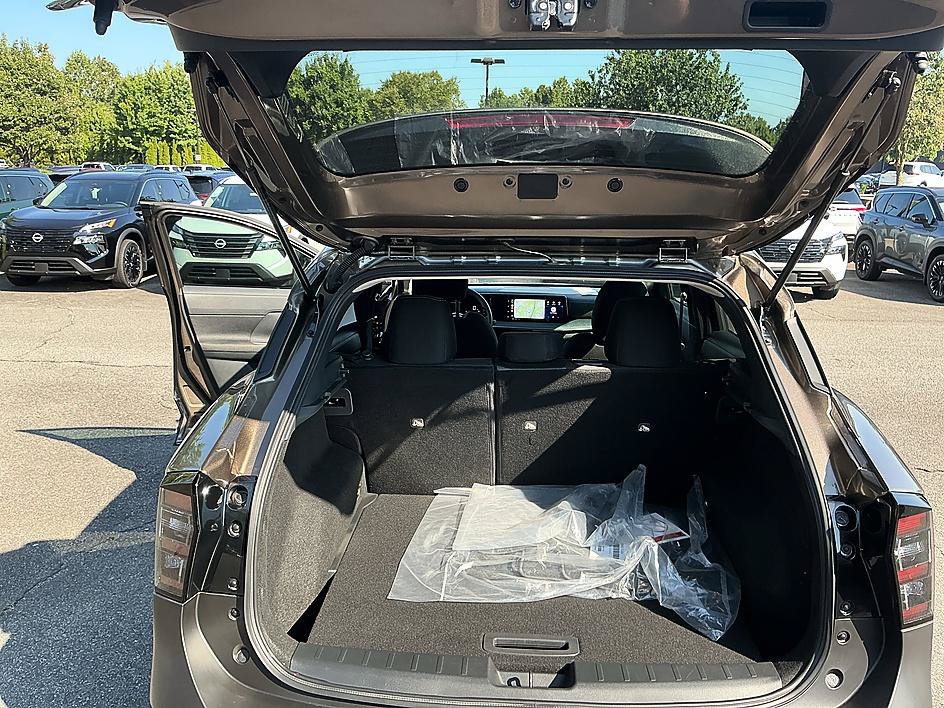Certified 2026 Nissan Kicks SV FWD image 25