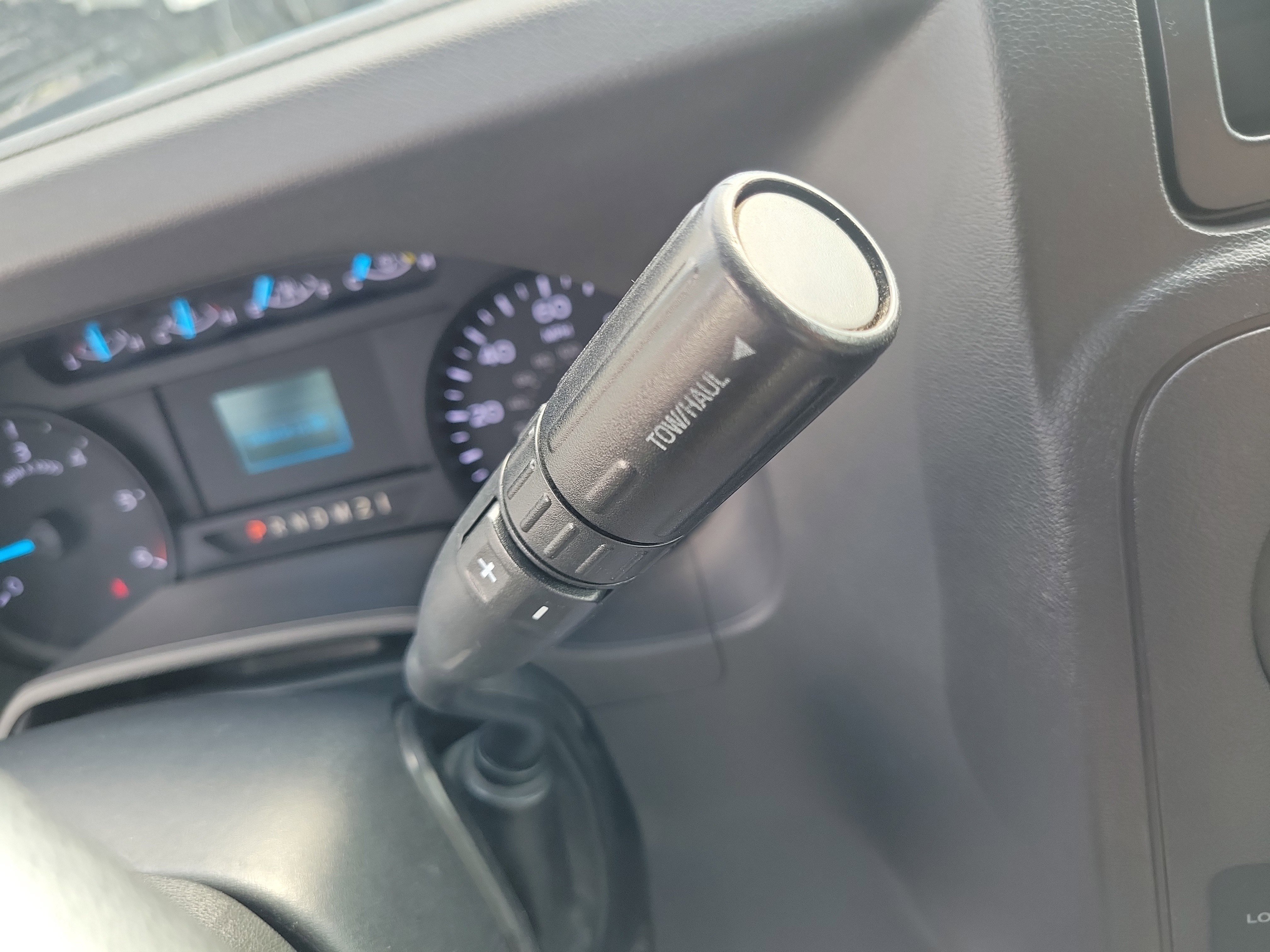 Used 2022 Ford E-350 and Econoline 350 Super Duty image 21