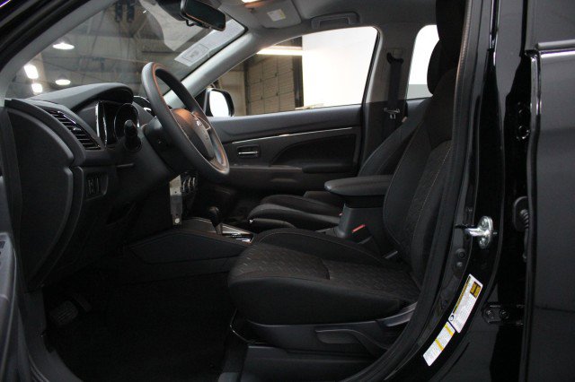 New 2026 Mitsubishi Outlander Sport ES image 6