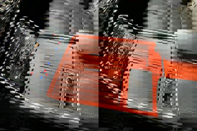 Used 2020 Lincoln Navigator Reserve w/ Luxury Package image 16