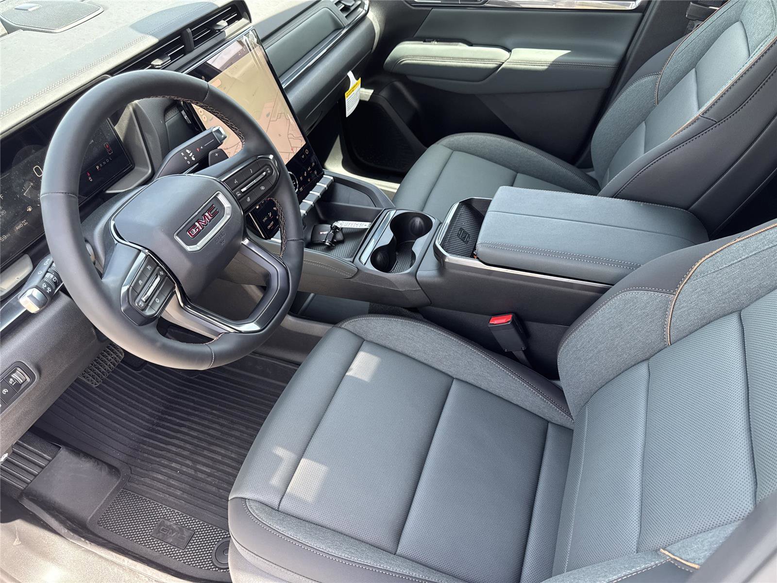 New 2026 GMC Terrain AT4 AWD/4WD image 24