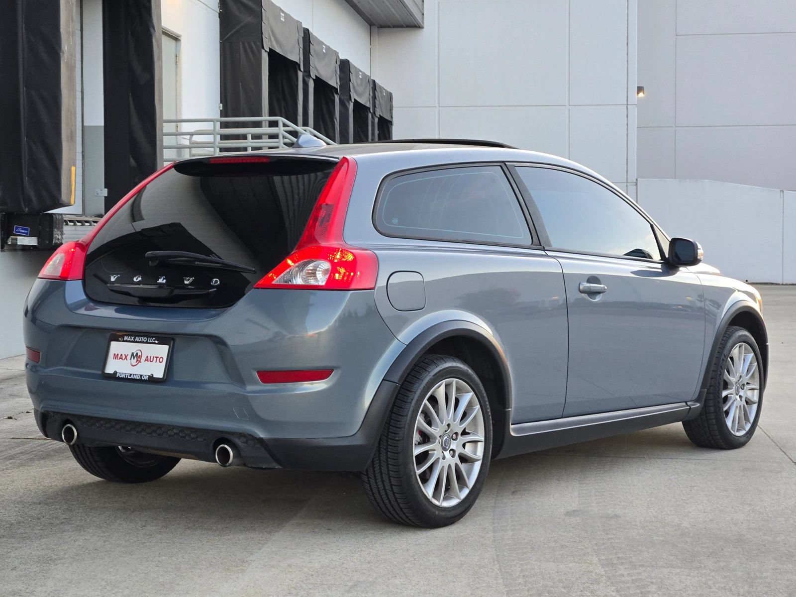 Used 2012 Volvo C30 FWD image 8