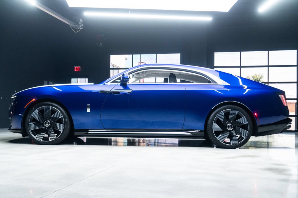Used 2024 Rolls-Royce Spectre w/ Spectre Launch Package AWD/4WD image 22