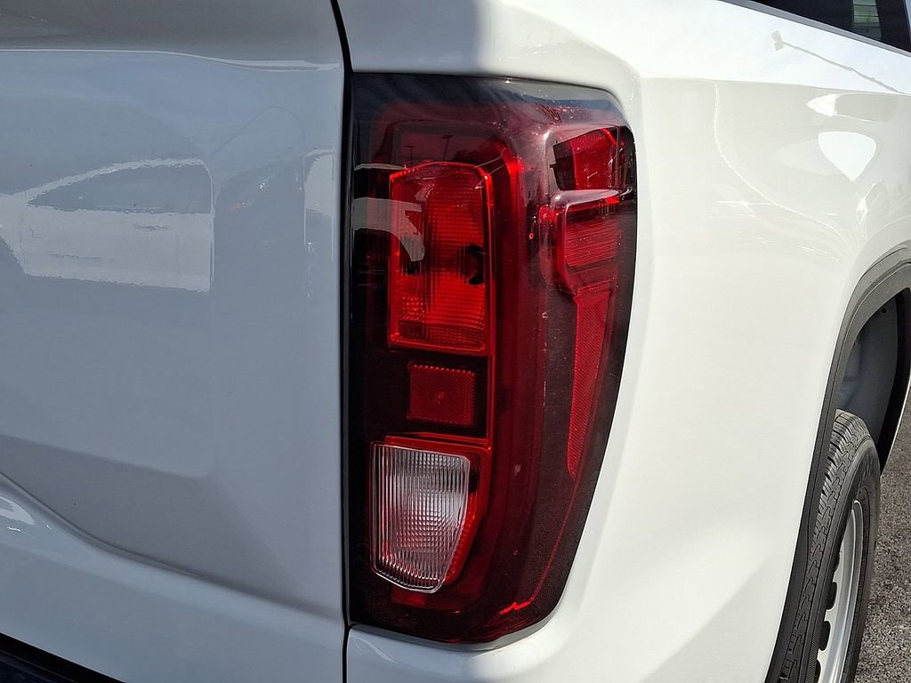 Used 2024 GMC Sierra 1500 Pro w/ Convenience Package image 12