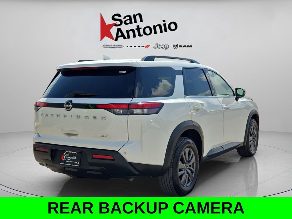 Used 2024 Nissan Pathfinder SV FWD image 8