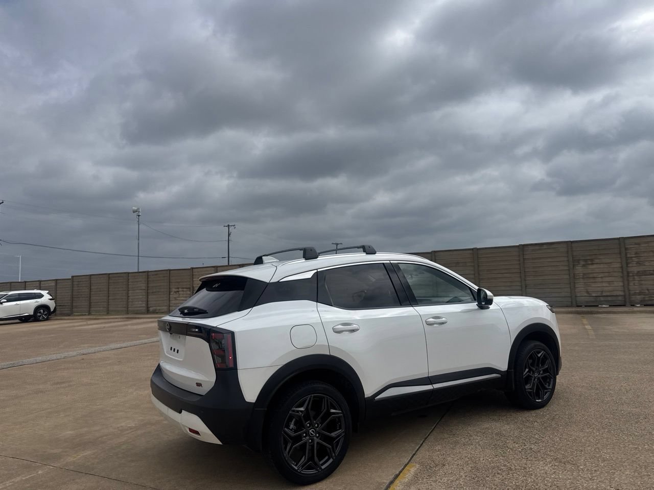 Certified 2025 Nissan Kicks SR FWD image 24