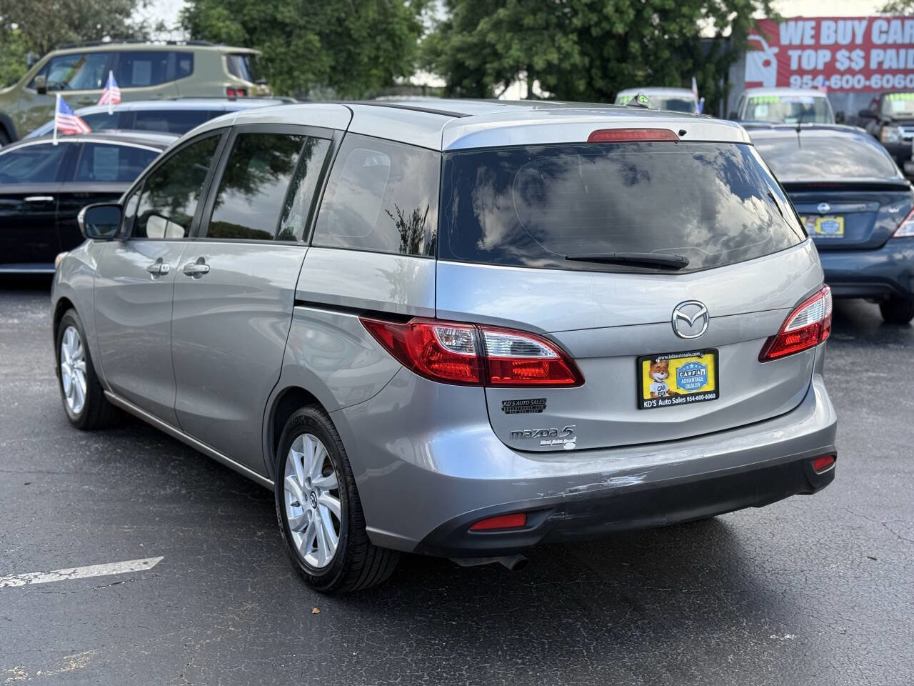 Used 2014 MAZDA MAZDA5 Sport image 4