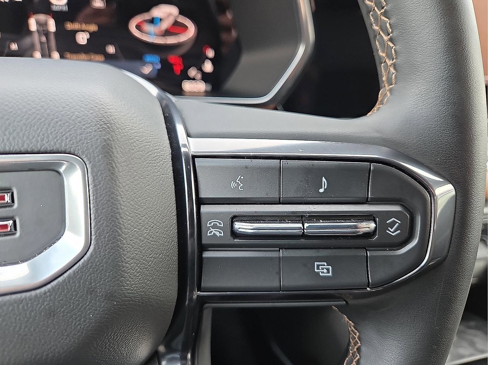 Used 2026 GMC Canyon AT4 image 18