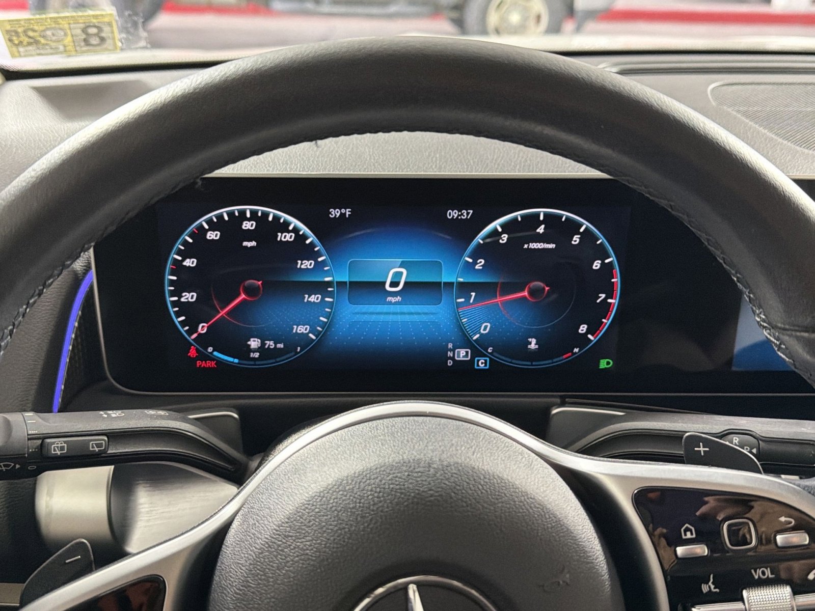 Used 2021 Mercedes-Benz GLB 250 4MATIC image 17