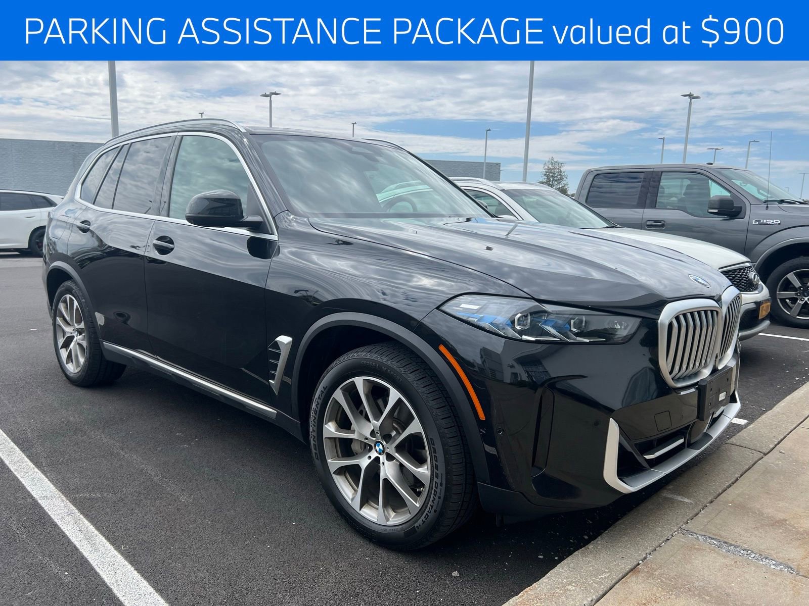 Certified 2024 BMW X5 xDrive40i w/ Premium Package AWD/4WD image 4