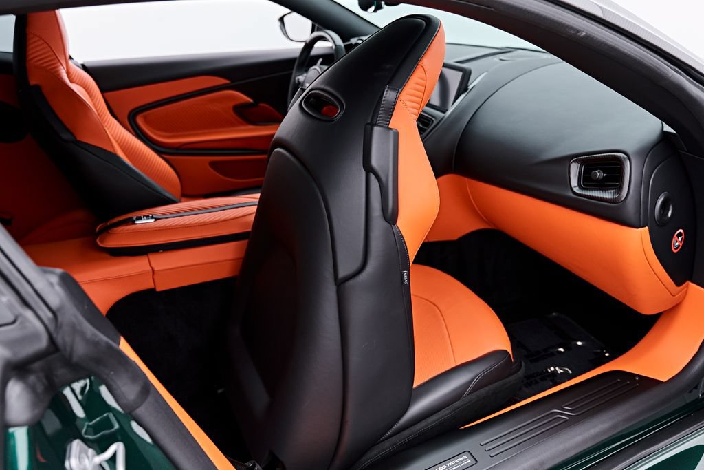 Used 2023 Aston Martin DBS Coupe RWD image 59