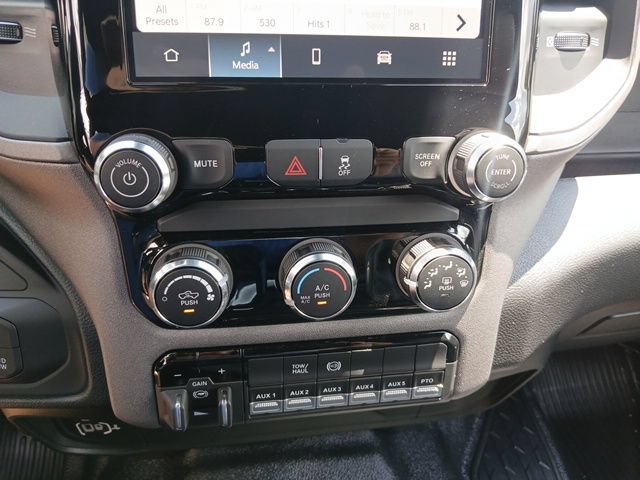 New 2026 RAM 3500 Tradesman AWD/4WD image 34