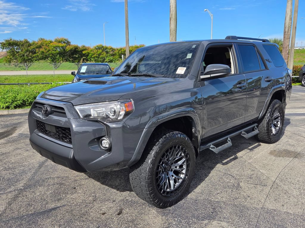 Used 2024 Toyota 4Runner TRD Off-Road AWD/4WD image 16