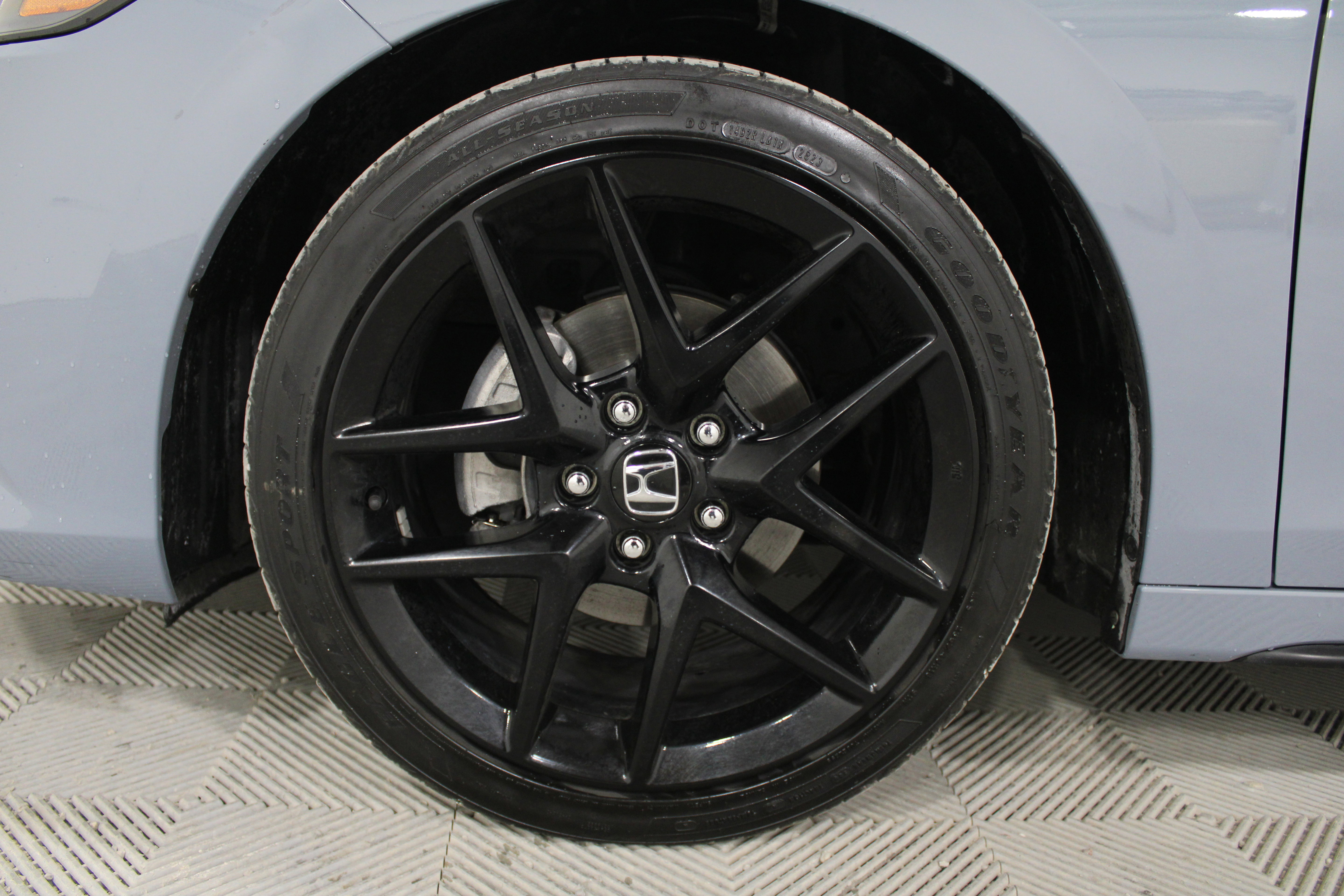 Used 2023 Honda Civic Sport image 32