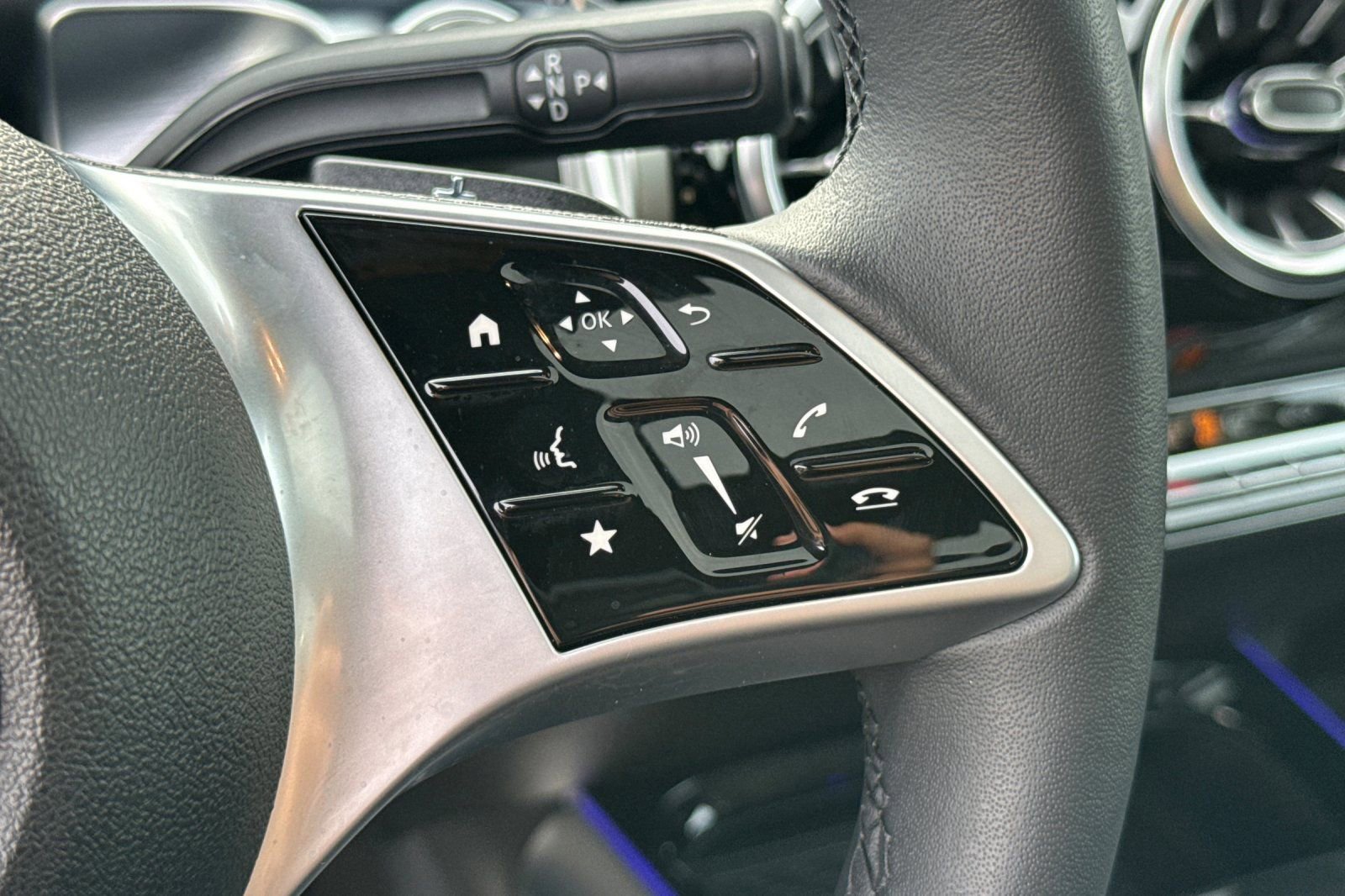 Certified 2026 Mercedes-Benz GLB 250 image 28