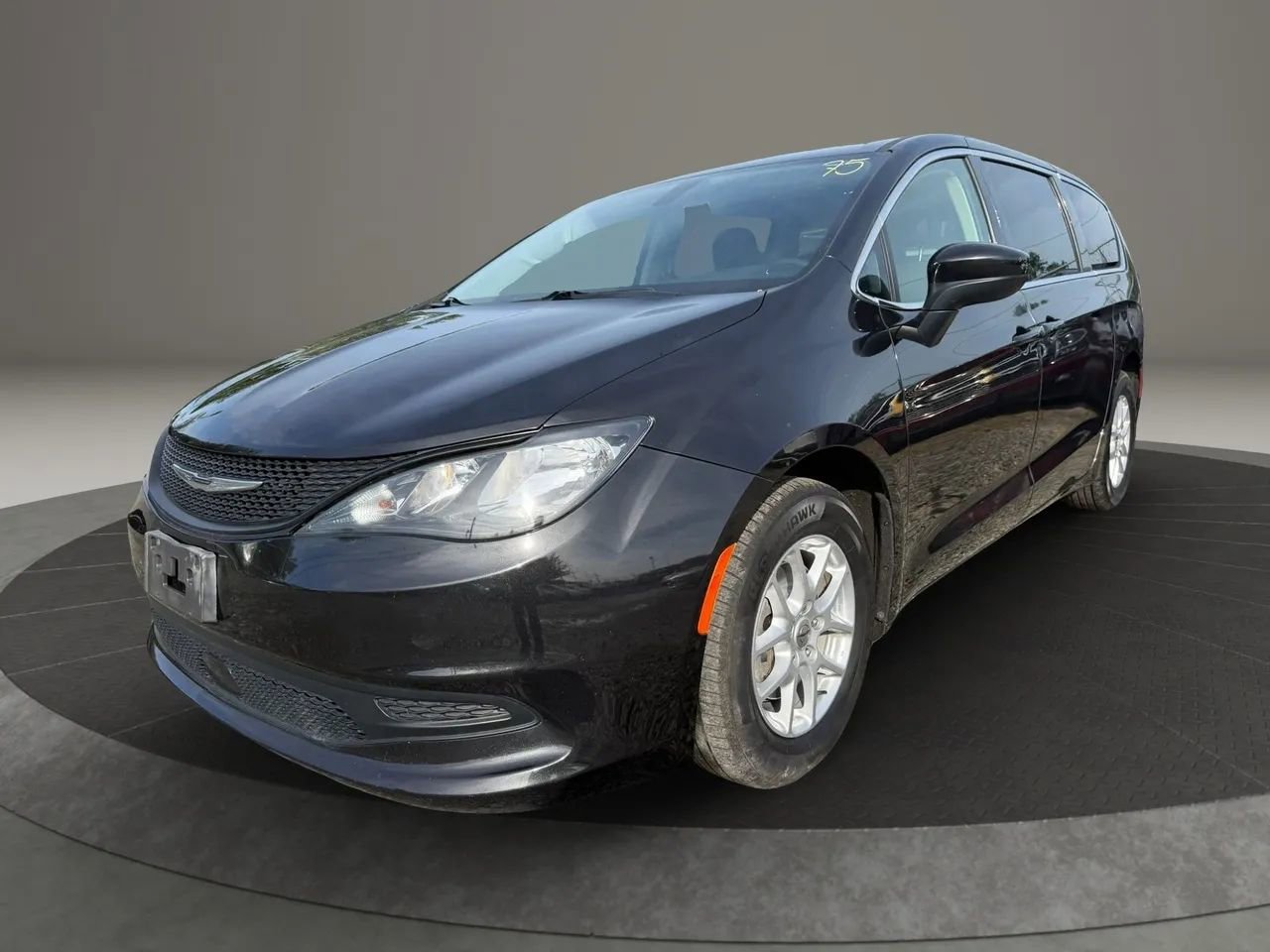 Used 2022 Chrysler Voyager LX