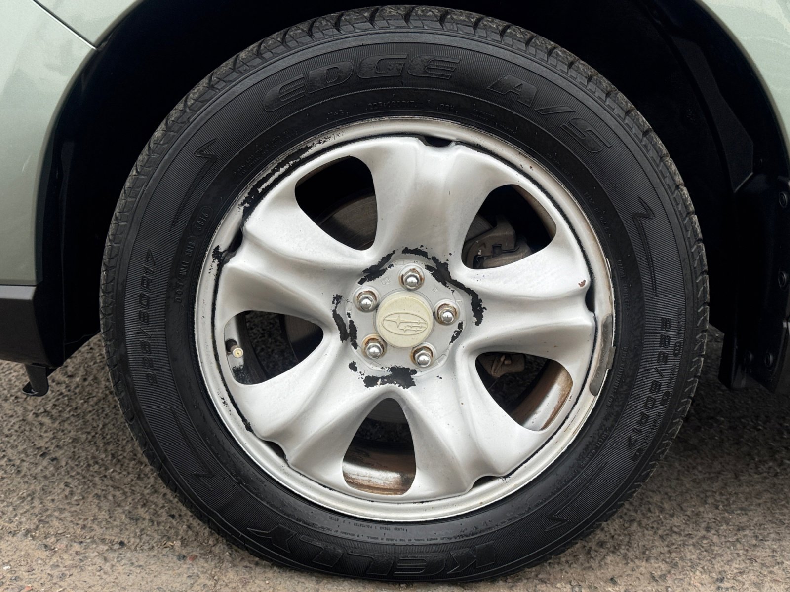 Used 2014 Subaru Forester 2.5i AWD/4WD image 26