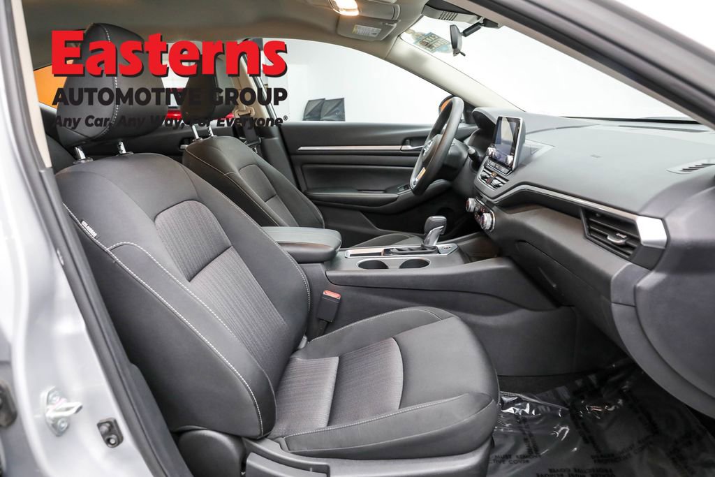 Used 2022 Nissan Altima 2.5 SV image 23