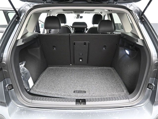 New 2026 Volkswagen Taos SE image 12