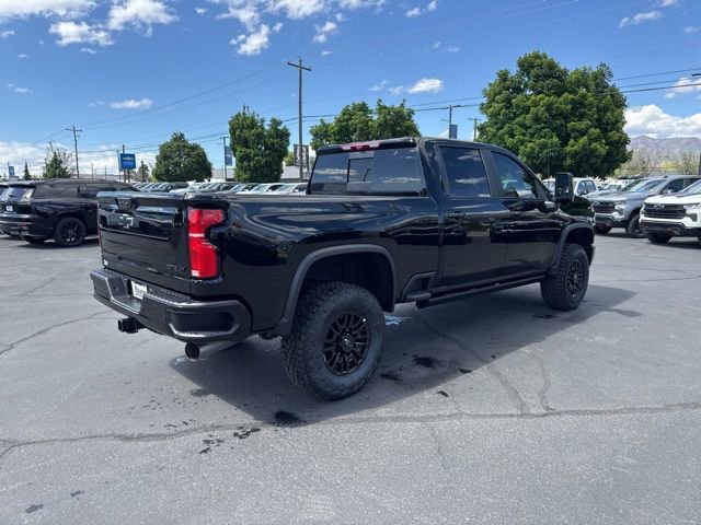 New 2026 Chevrolet Silverado 2500 ZR2 w/ LPO, Dark Essentials Package AWD/4WD image 7