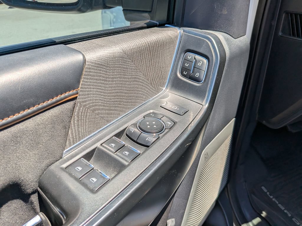 Used 2024 Ford F450 Platinum w/ FX4 Off-Road Package AWD/4WD image 20