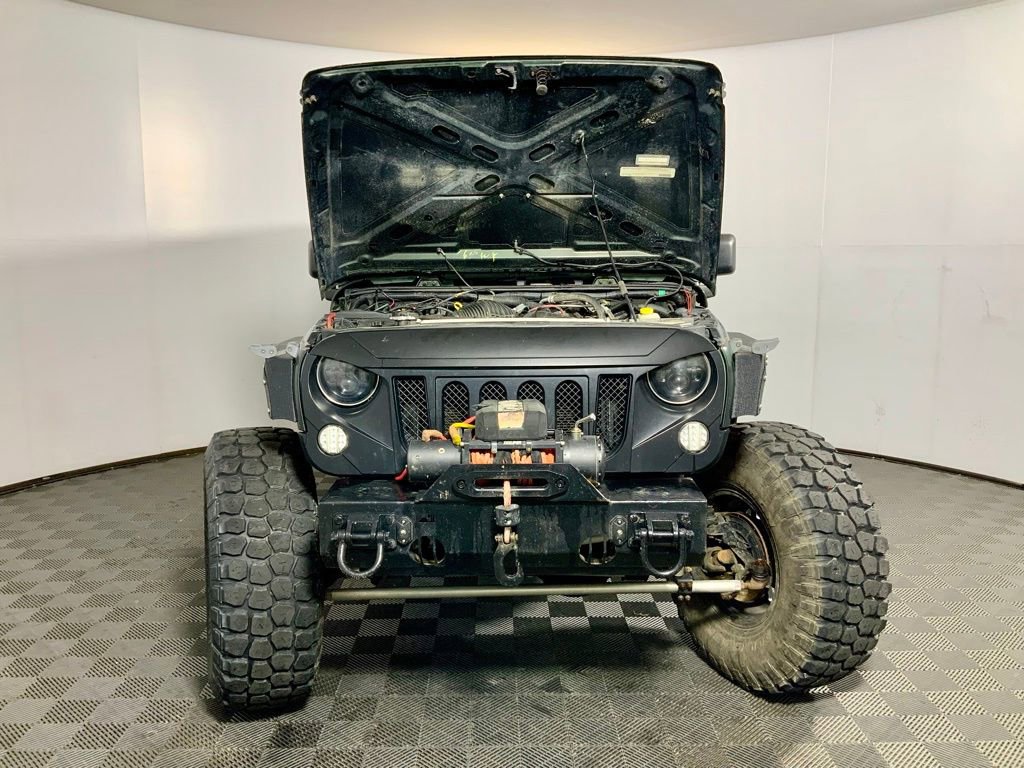 Used 2011 Jeep Wrangler Unlimited Sport image 4