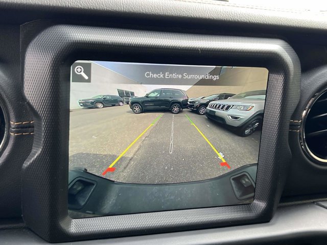 Used 2022 Jeep Gladiator Overland image 27