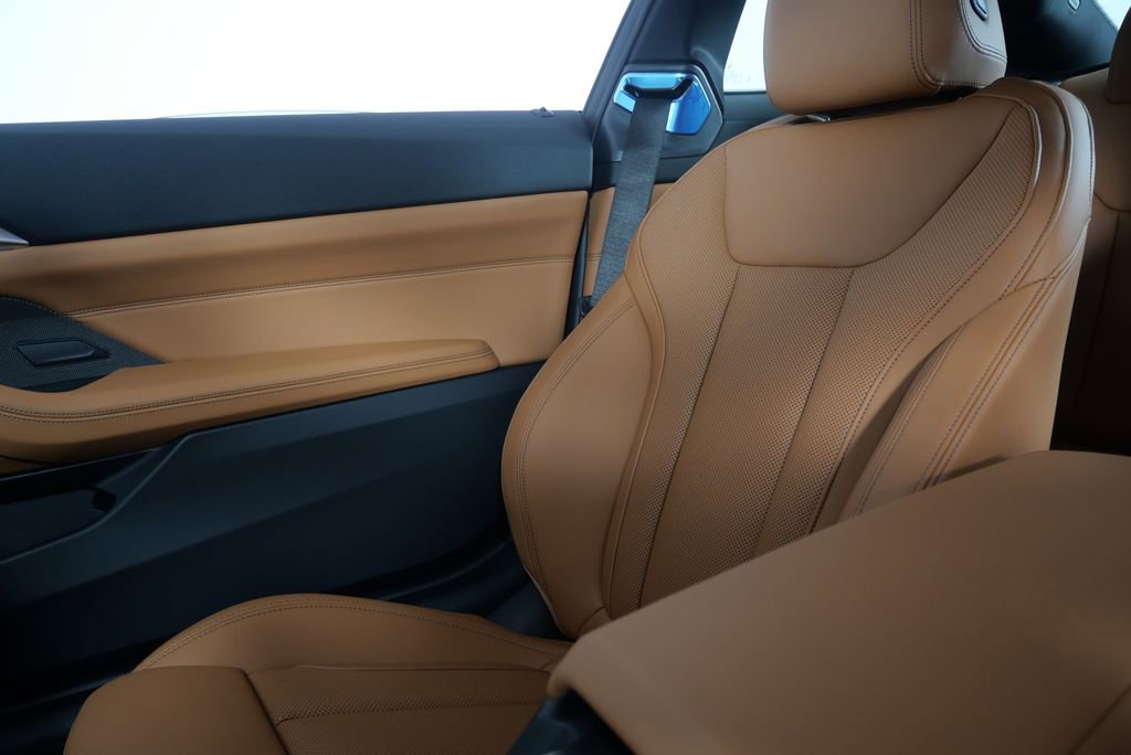 Used 2026 BMW 430i Coupe w/ M Sport Package RWD image 18