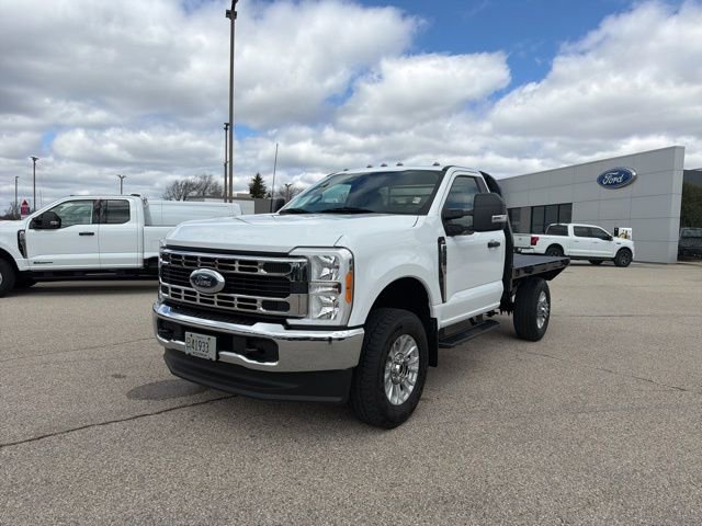 Used 2023 Ford F350 XLT w/ Snow Plow Prep Package image 7