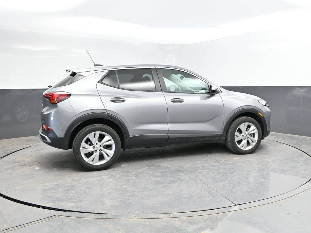 Used 2025 Buick Encore GX Preferred AWD/4WD image 11