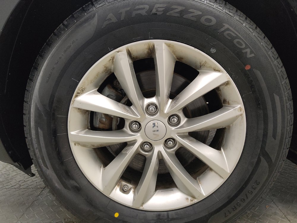 Used 2018 Kia Sorento L FWD image 31