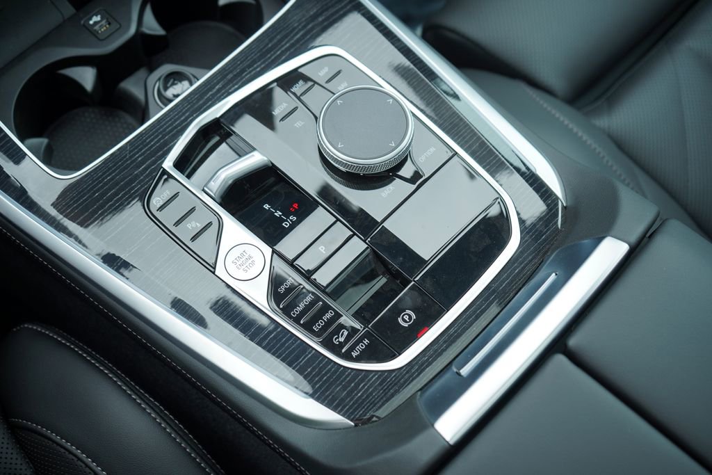 New 2026 BMW X5 xDrive40i w/ M Sport Package image 17