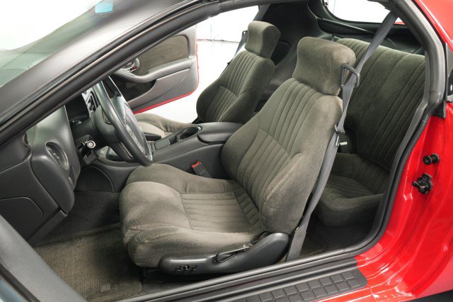 Used 1994 Pontiac Firebird Formula RWD image 40