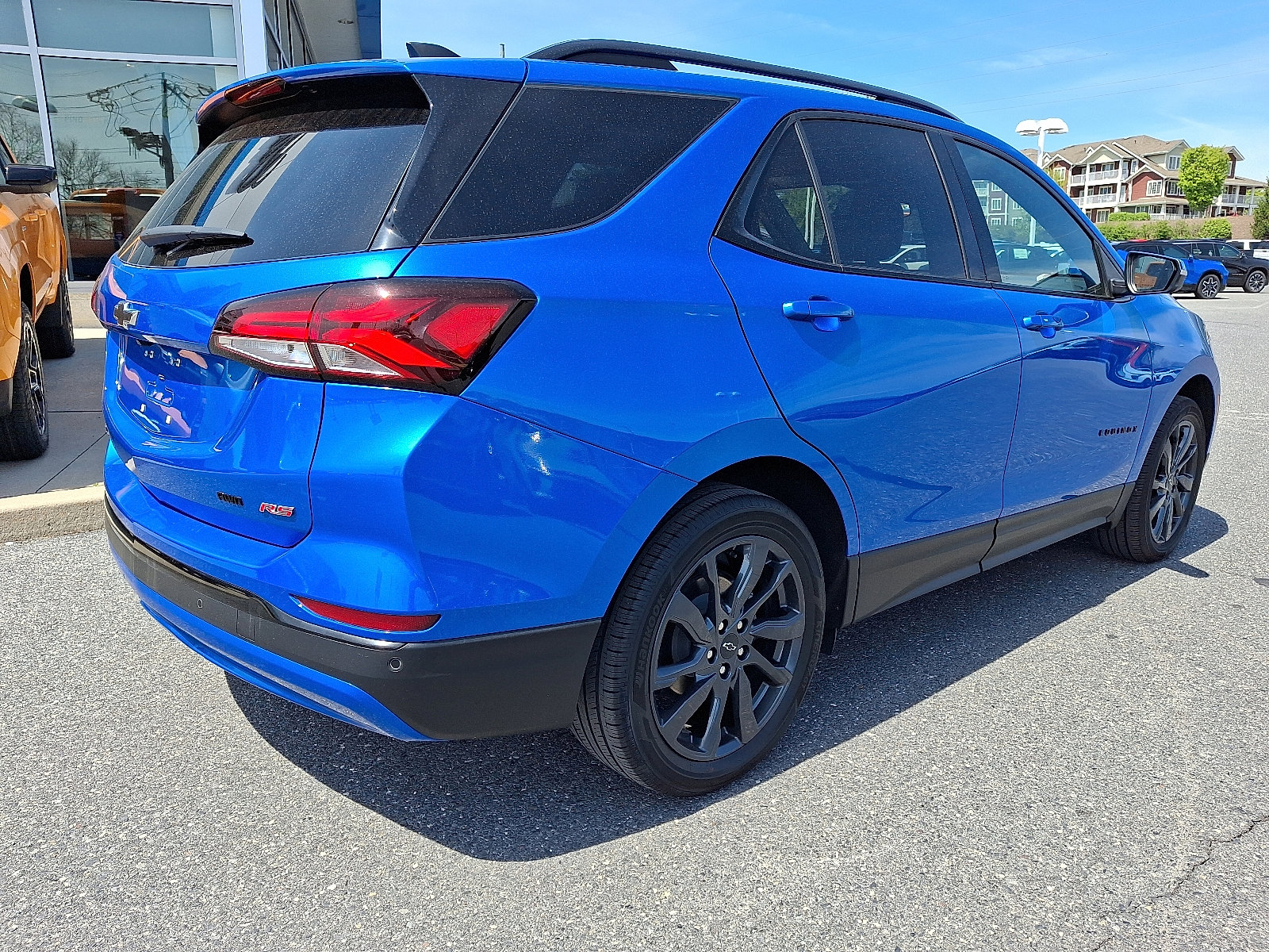 Used 2024 Chevrolet Equinox RS w/ RS Leather Package AWD/4WD image 7