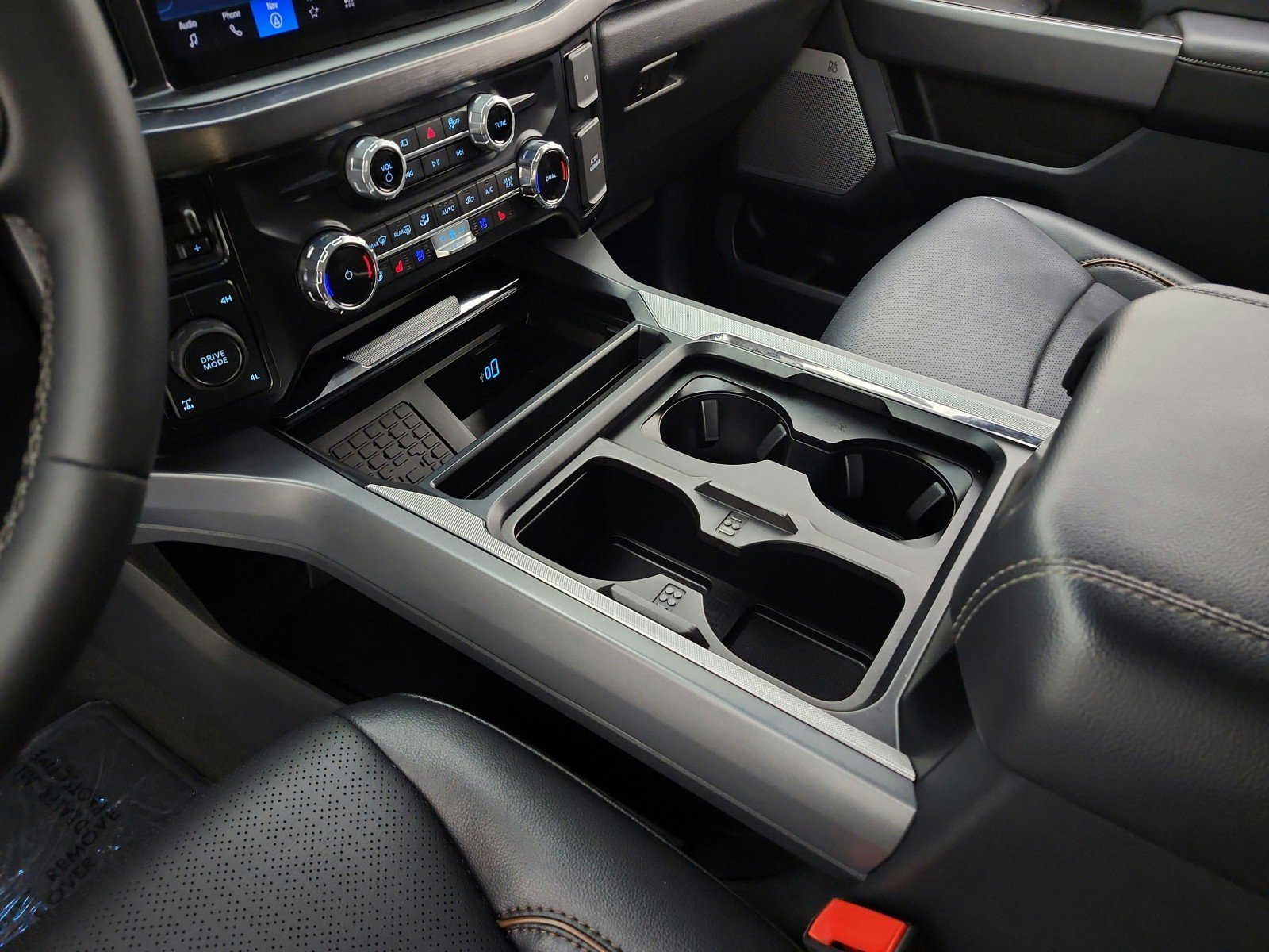 Used 2025 Ford F250 Lariat w/ Chrome Package AWD/4WD image 11