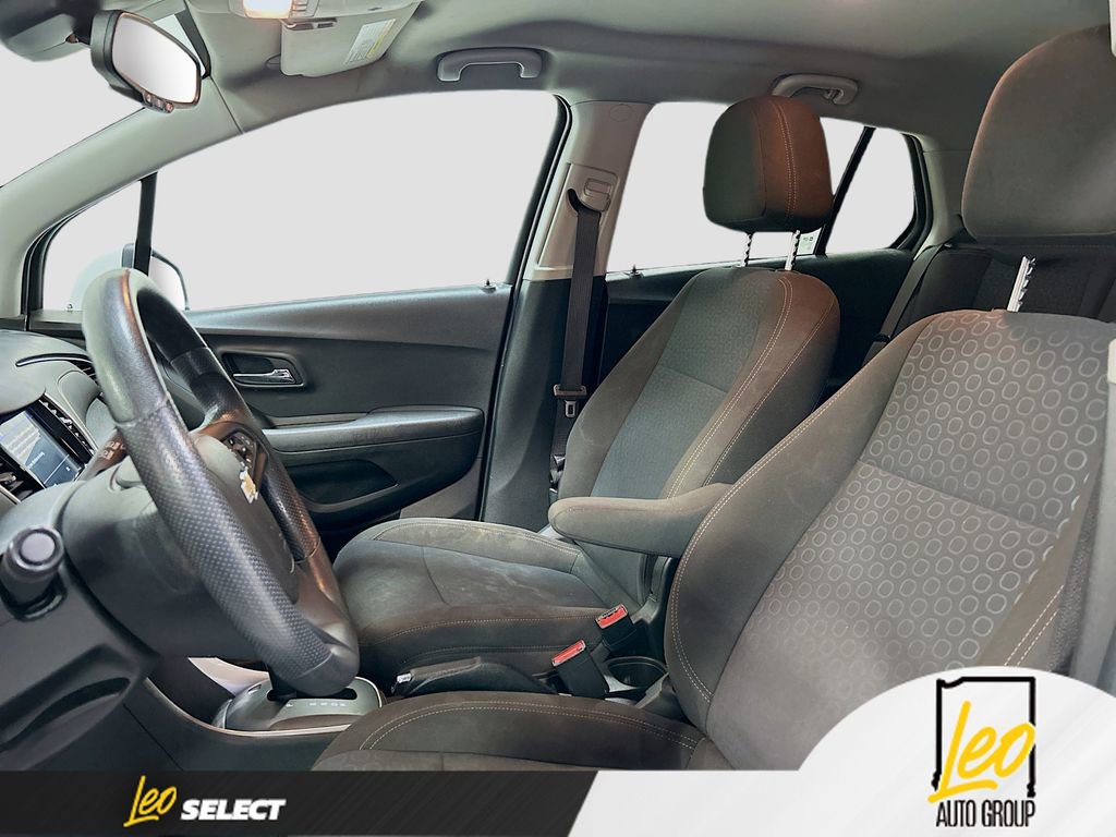 Used 2020 Chevrolet Trax LS w/ Tint and Cruise Package image 19