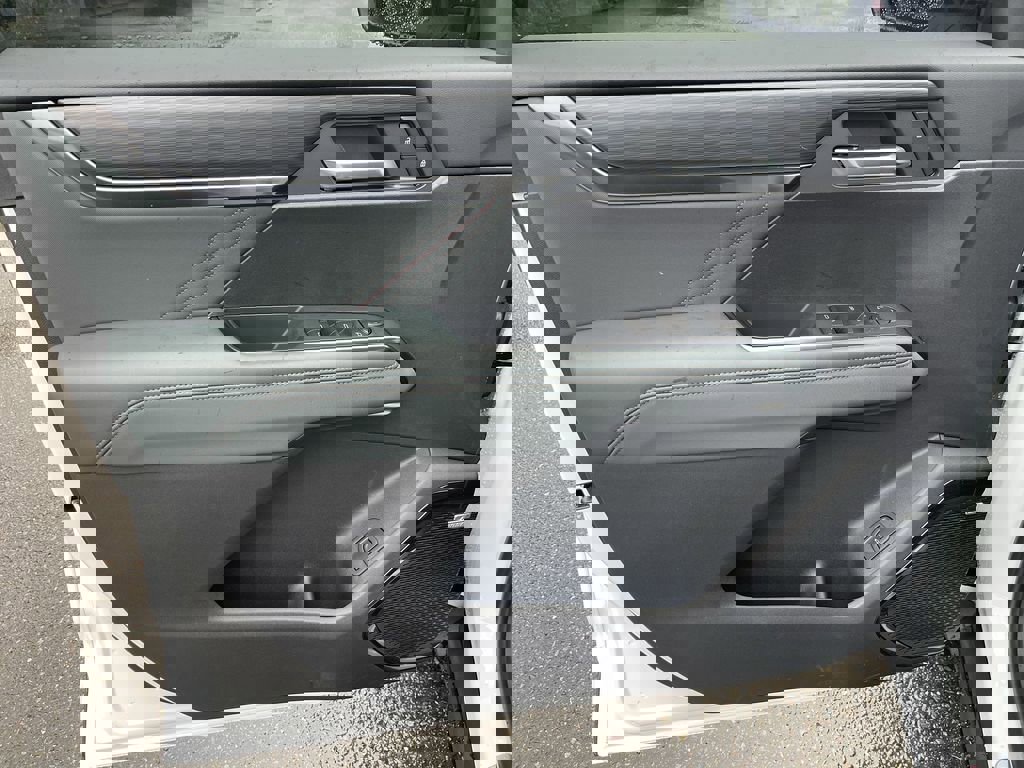 New 2026 GMC Acadia AT4 w/ Super Cruise Package image 22