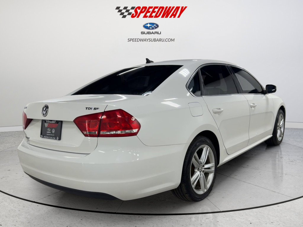 Used 2015 Volkswagen Passat TDI SE image 10