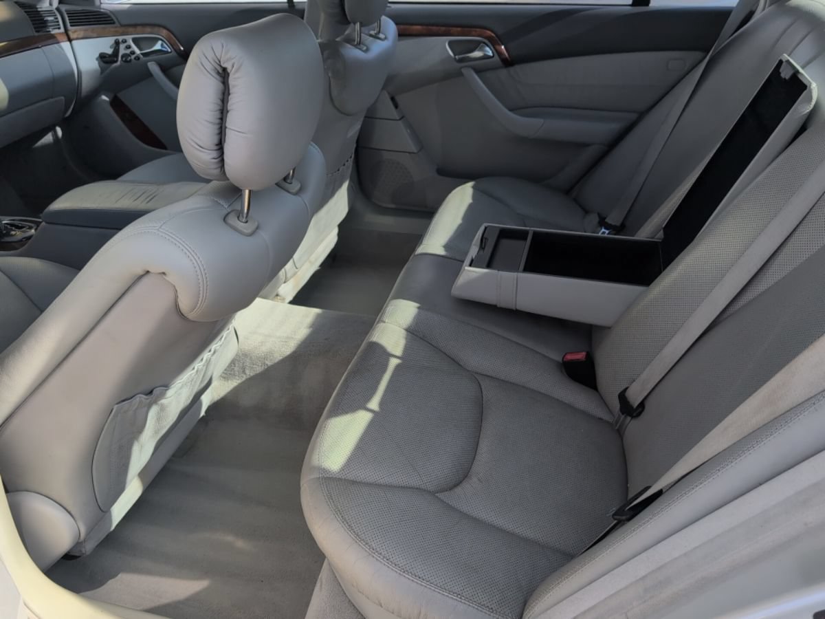 Used 2000 Mercedes-Benz S 500 image 16
