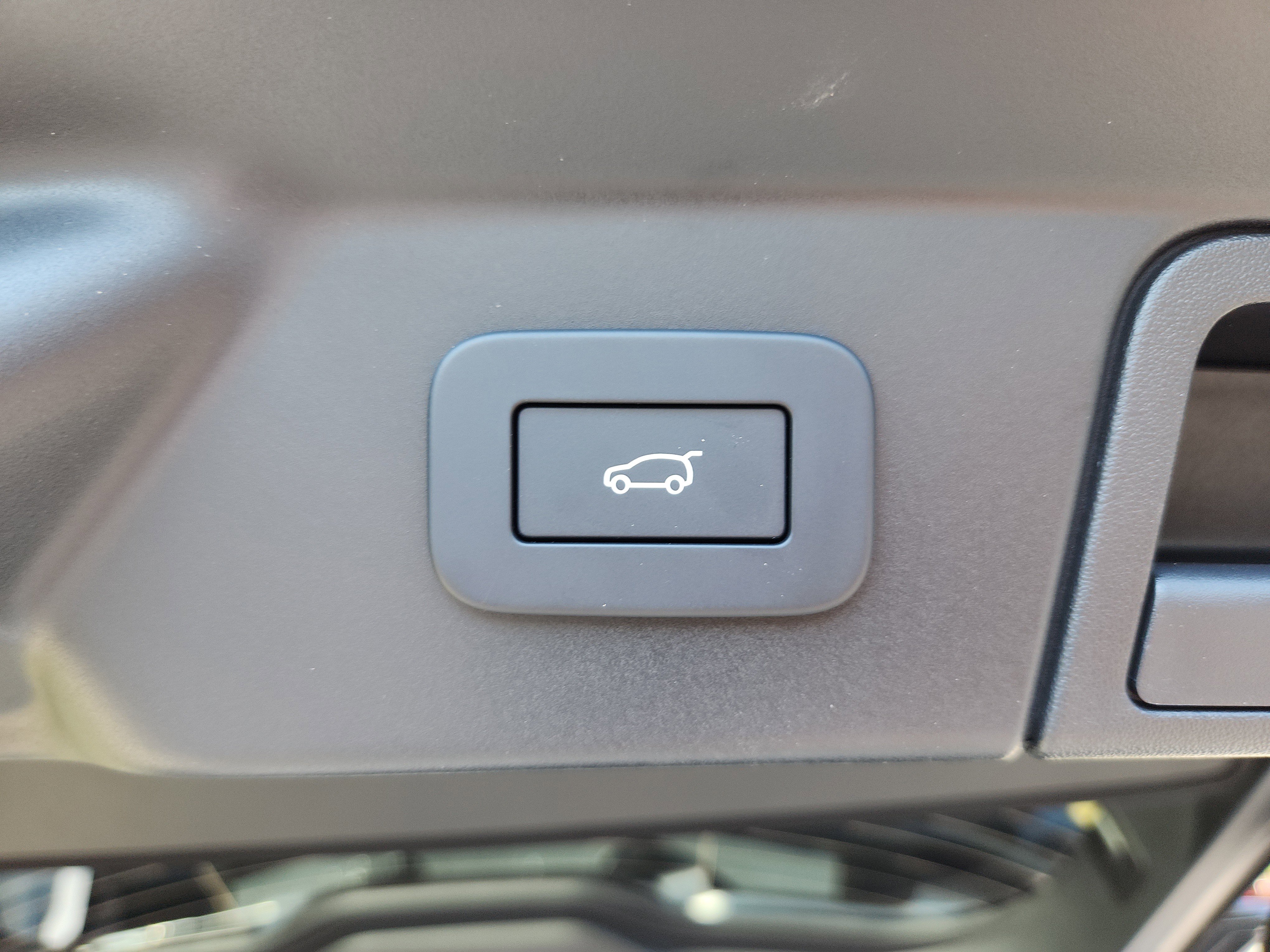 Used 2026 Land Rover Range Rover Velar Dynamic SE image 14