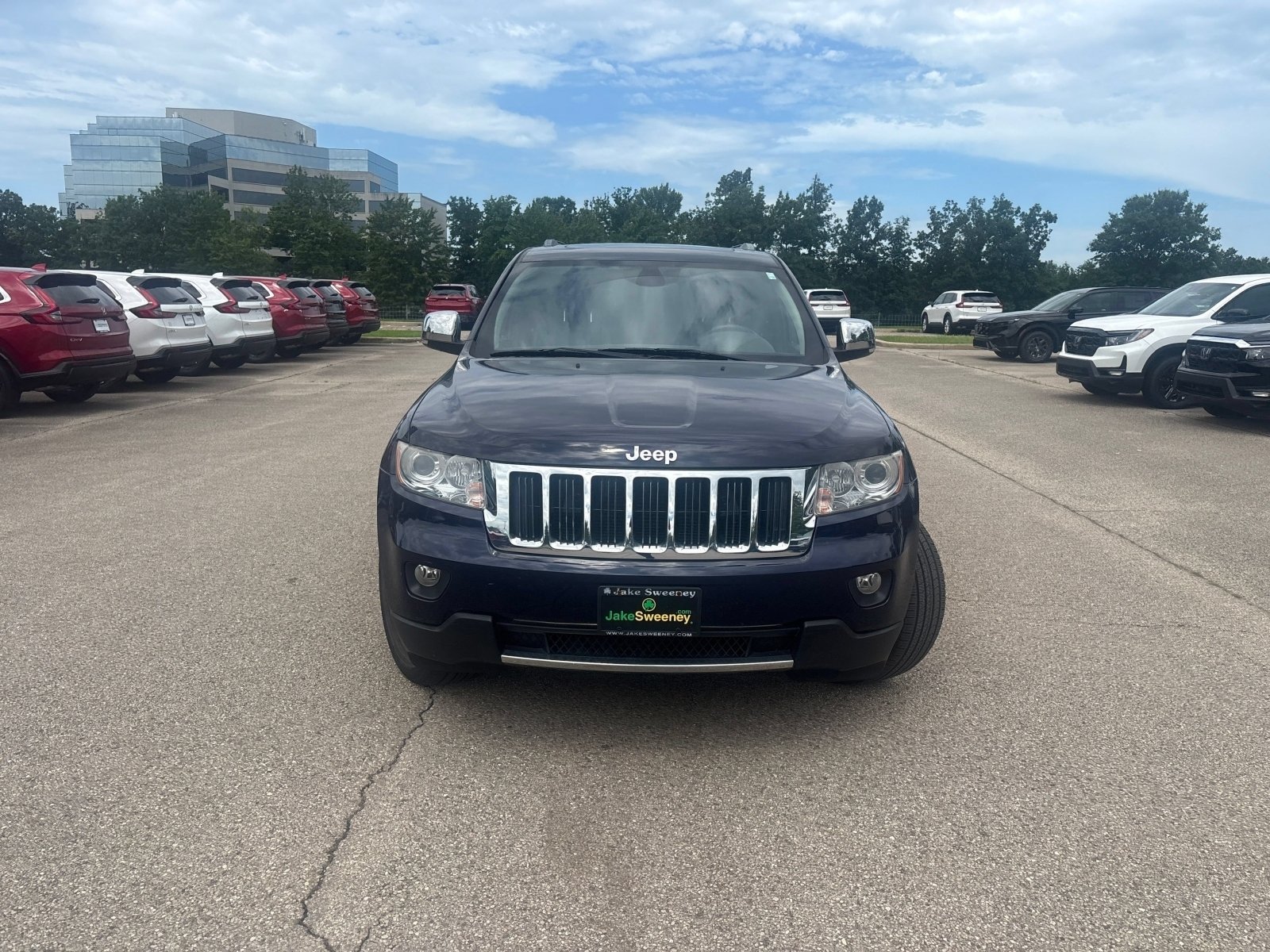 Used 2012 Jeep Grand Cherokee Limited w/ Trailer Tow Group AWD/4WD image 15