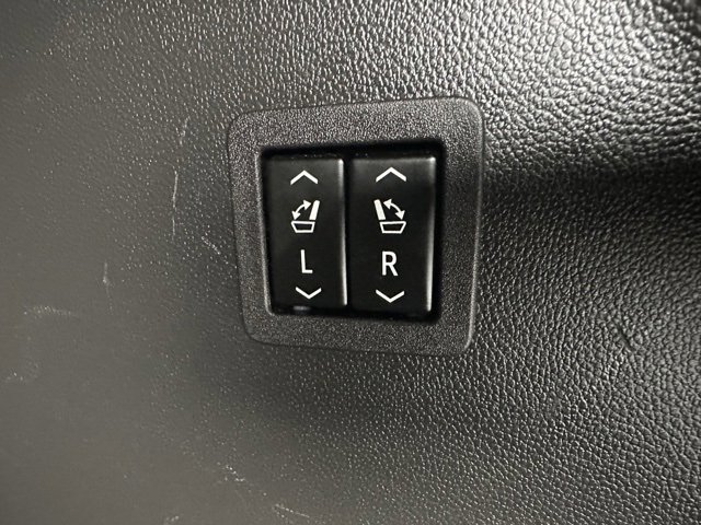 Used 2022 Buick Enclave Premium image 25